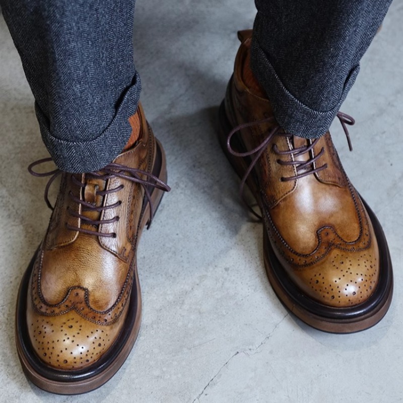 British Brogue Carved High Top - đánh giá và giá Men'S Shoes Hey Dude